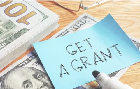 New Federal Aid Could Help Workers Train for Better-Paying Jobs