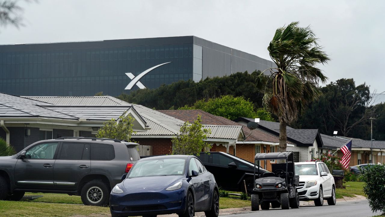 SpaceX IPO Expected to Create 4,400 Millionaires